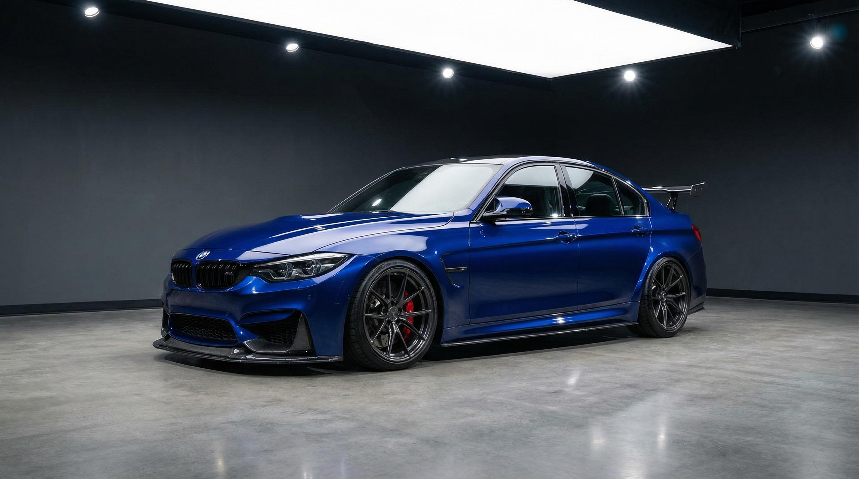 草莓视频深海蓝轿车改装视频